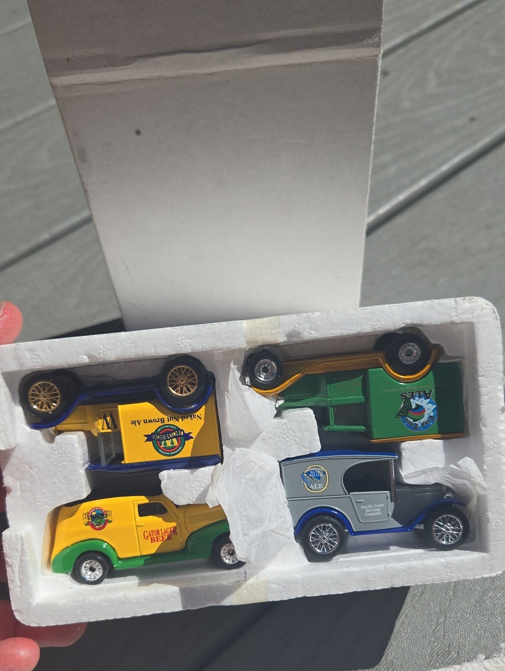 1996 Matchbox Micro Breweries Diecast Set 4 NIB Complete Vintage (BIN 010)